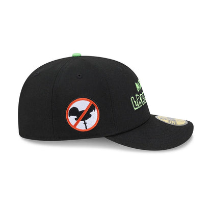 Pictured is this Dexter's Laboratory Logo 59FIFTY Fitted cap in black. 5