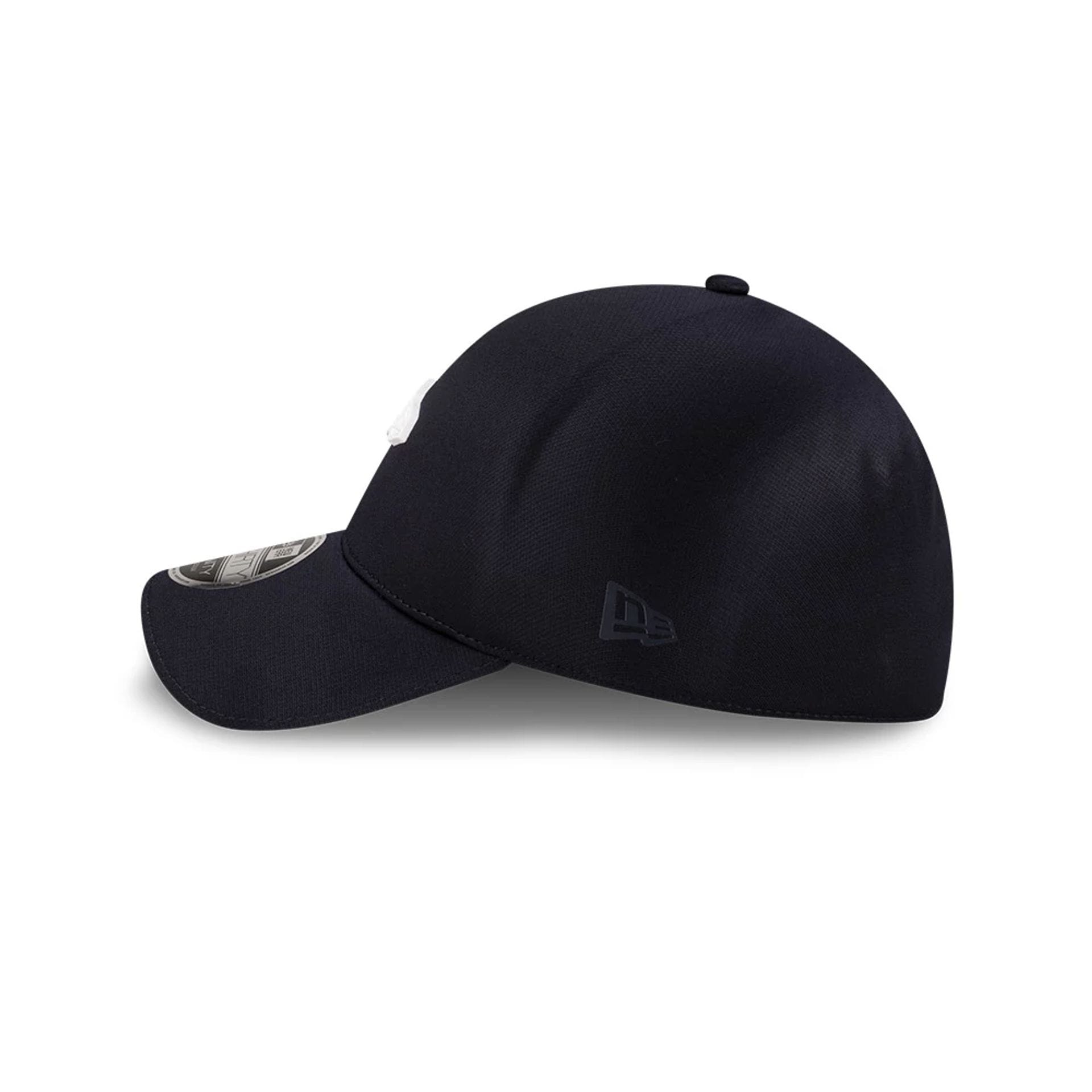 Pictured is this New Era 39THIRTY Infinity Stretch Fit cap in navy. 6