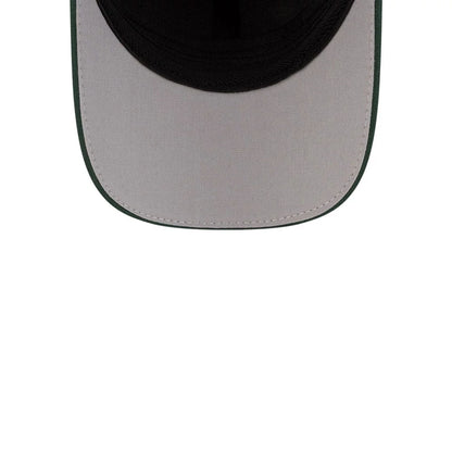 Pictured is this New Era 39THIRTY Infinity Stretch Fit cap in dark green. 2