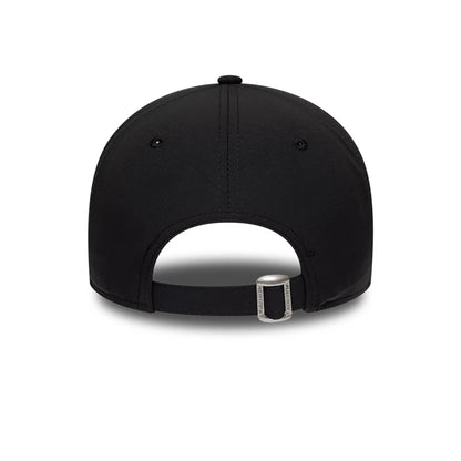 Pictured is this New Era Recycled 9TWENTY cap in Black On Black. 4