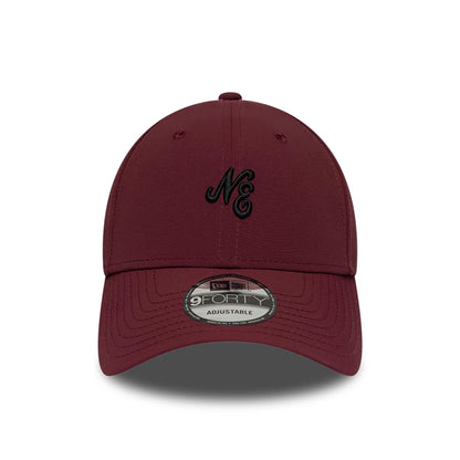 Pictured is this New Era Mini Logo Recycled 9FORTY cap in dark red. 2