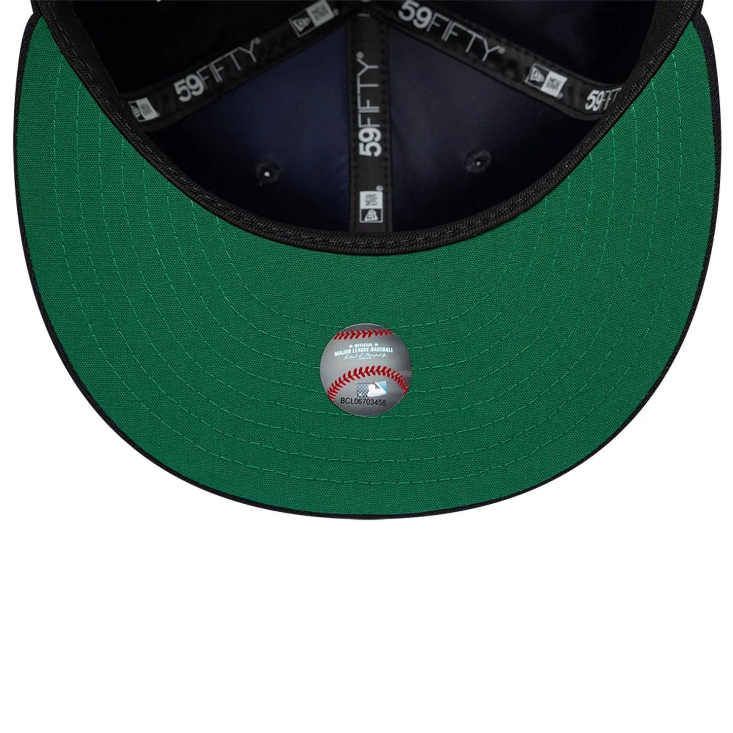 Pictured is this MLB Sidepatch Detroit Tigers 59FIFTY Fitted cap in navy. 2