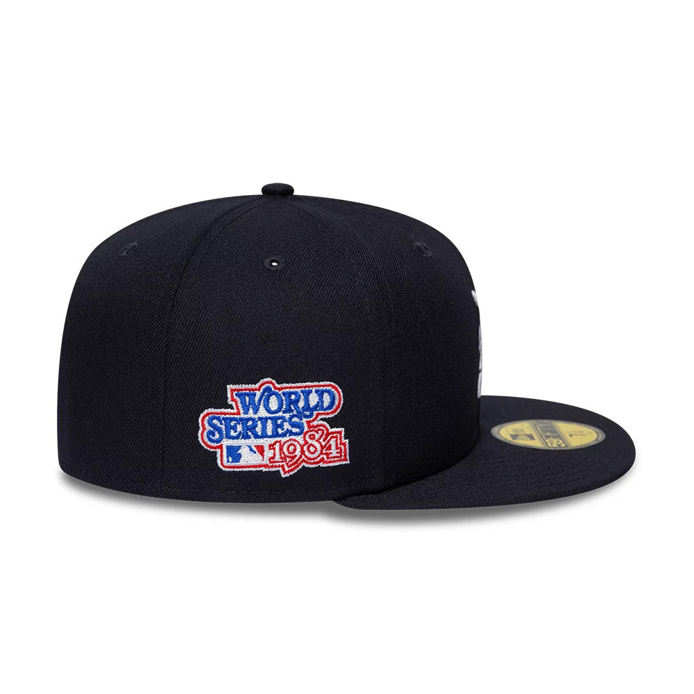Pictured is this MLB Sidepatch Detroit Tigers 59FIFTY Fitted cap in navy. 5