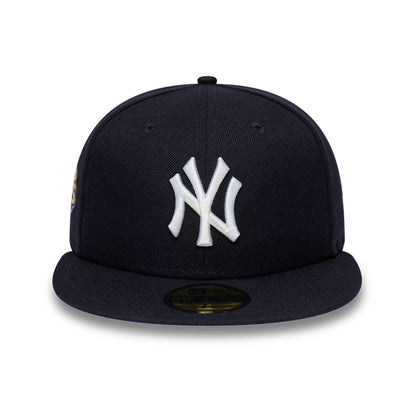 Pictured is this MLB Sidepatch New York Yankees 59FIFTY Fitted cap in navy. 3