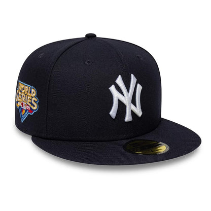 Pictured is this MLB Sidepatch New York Yankees 59FIFTY Fitted cap in navy. 1