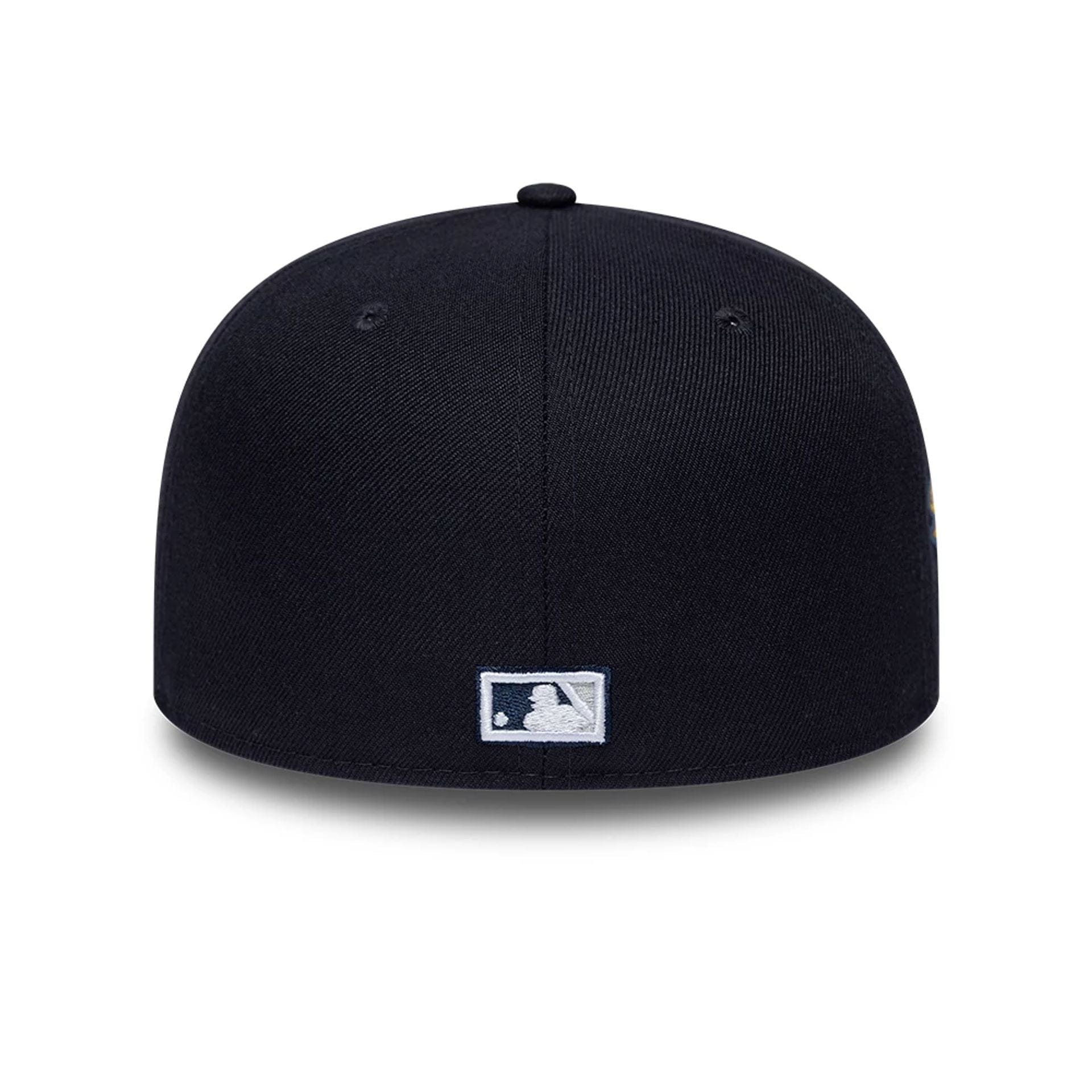 Pictured is this MLB Sidepatch New York Yankees 59FIFTY Fitted cap in navy. 7