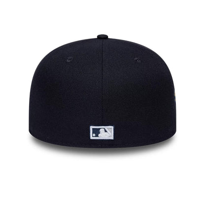 Pictured is this MLB Sidepatch New York Yankees 59FIFTY Fitted cap in navy. 7