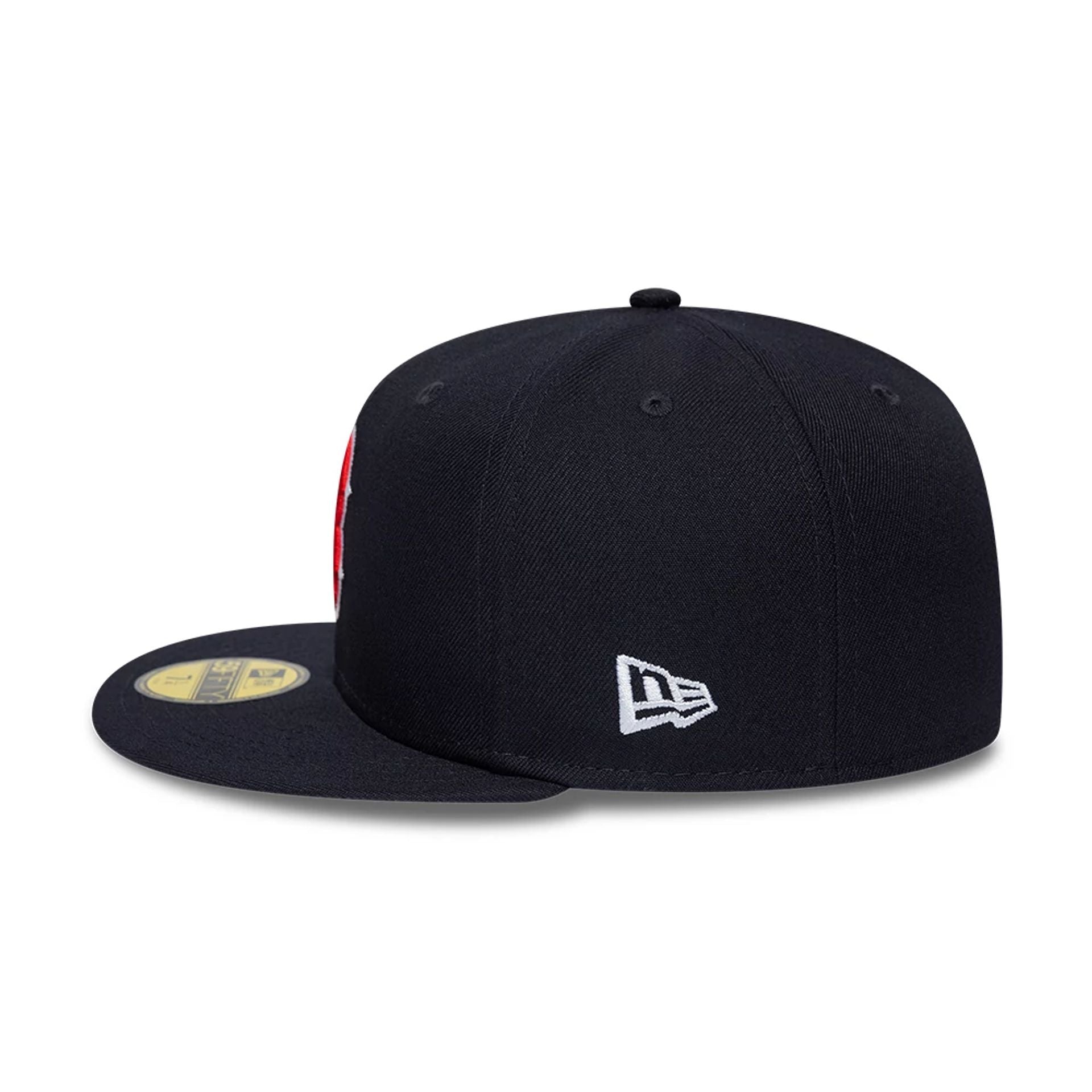 Pictured is this MLB Sidepatch Boston Red Sox 59FIFTY Fitted cap in navy. 6