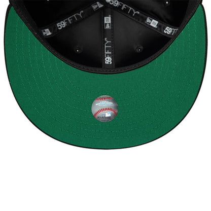 Pictured is this MLB Sidepatch Chicago White Sox 59FIFTY Fitted cap in black. 2