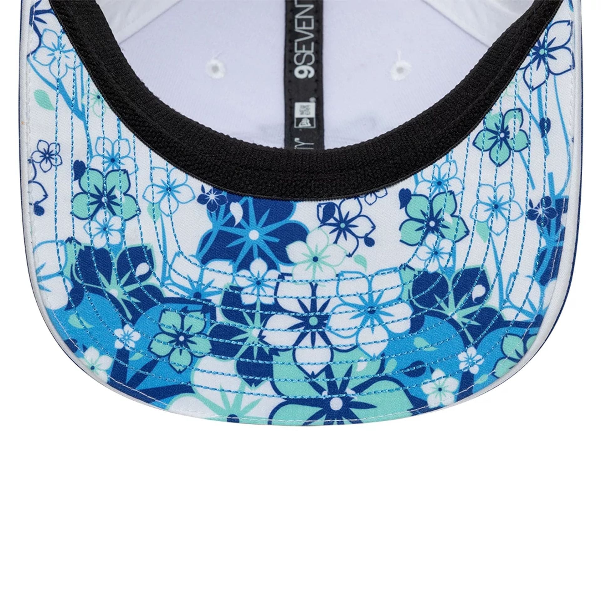 Pictured is this Esteban Ocon Japan Race Special TGR Haas F1 9SEVENTY Stretch Snap cap in white. 2