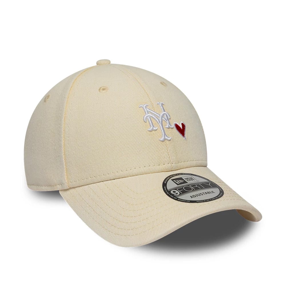 Pictured is this MLB Washed Denim New York Mets 9FORTY cap in light beige. 3