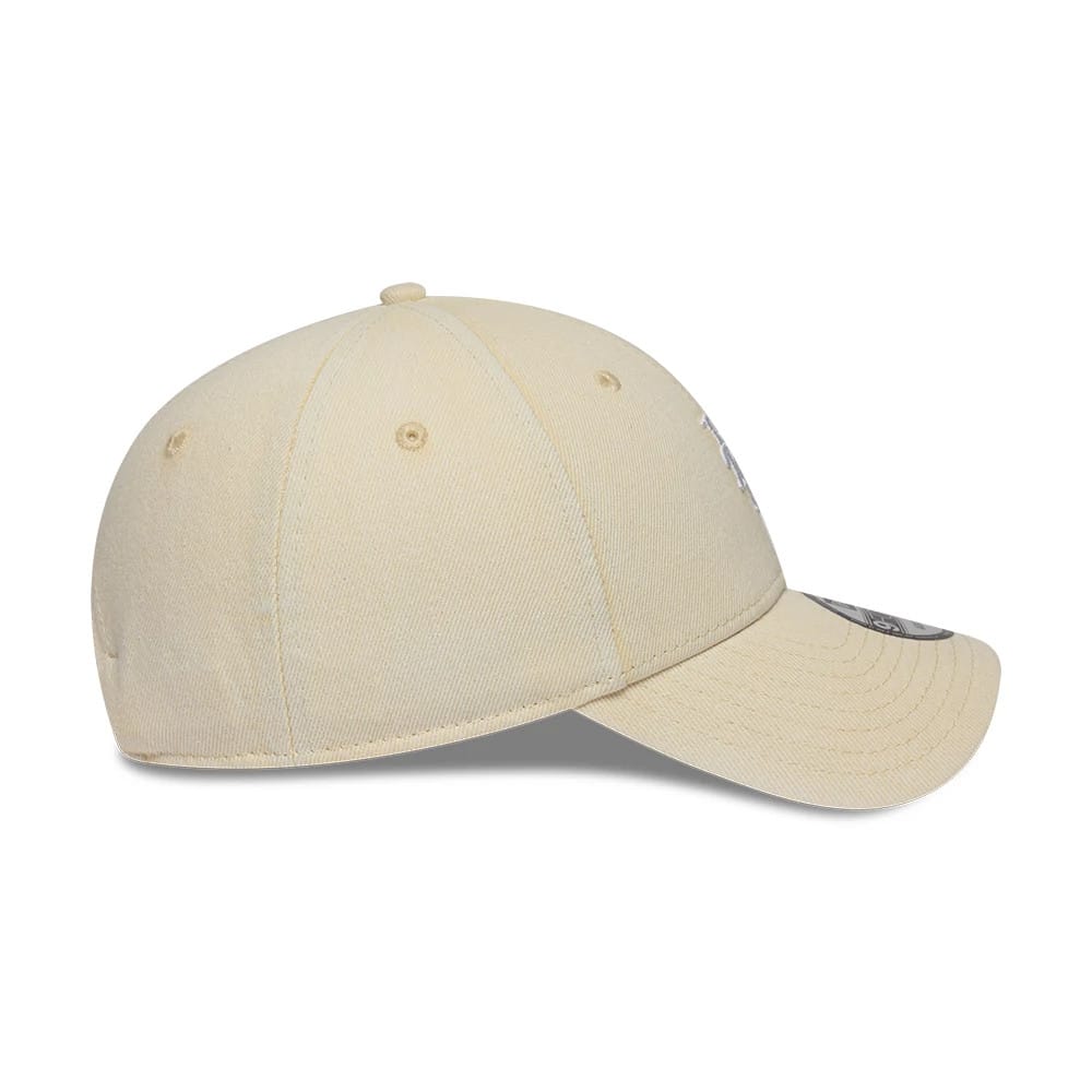 Pictured is this MLB Washed Denim New York Mets 9FORTY cap in light beige. 5