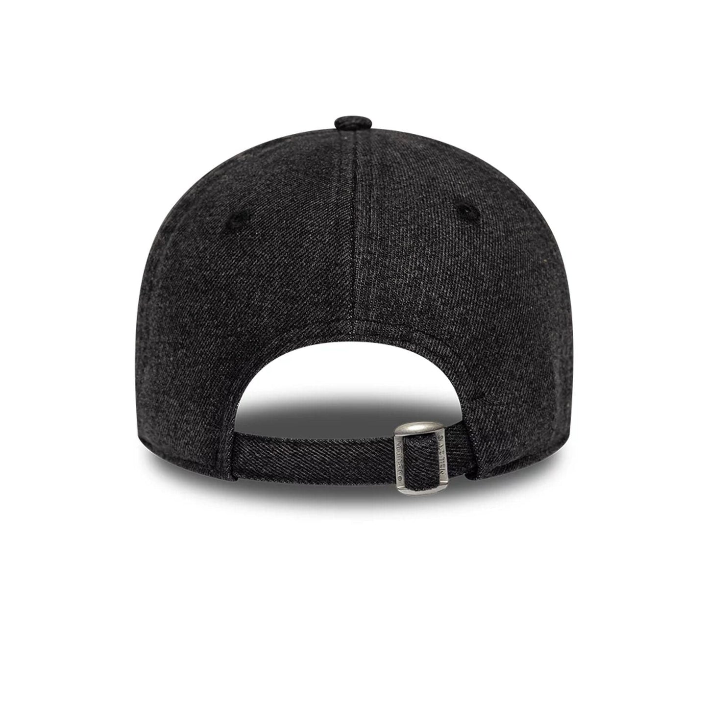 Pictured is this MLB Washed Denim New York Yankees 9FORTY cap in black. 6