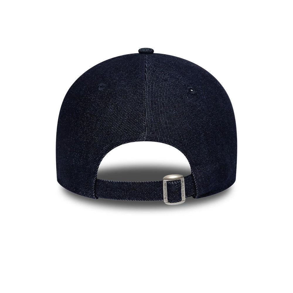 Pictured is this MLB Denim Heart New York Yankees 9FORTY cap in navy. 6