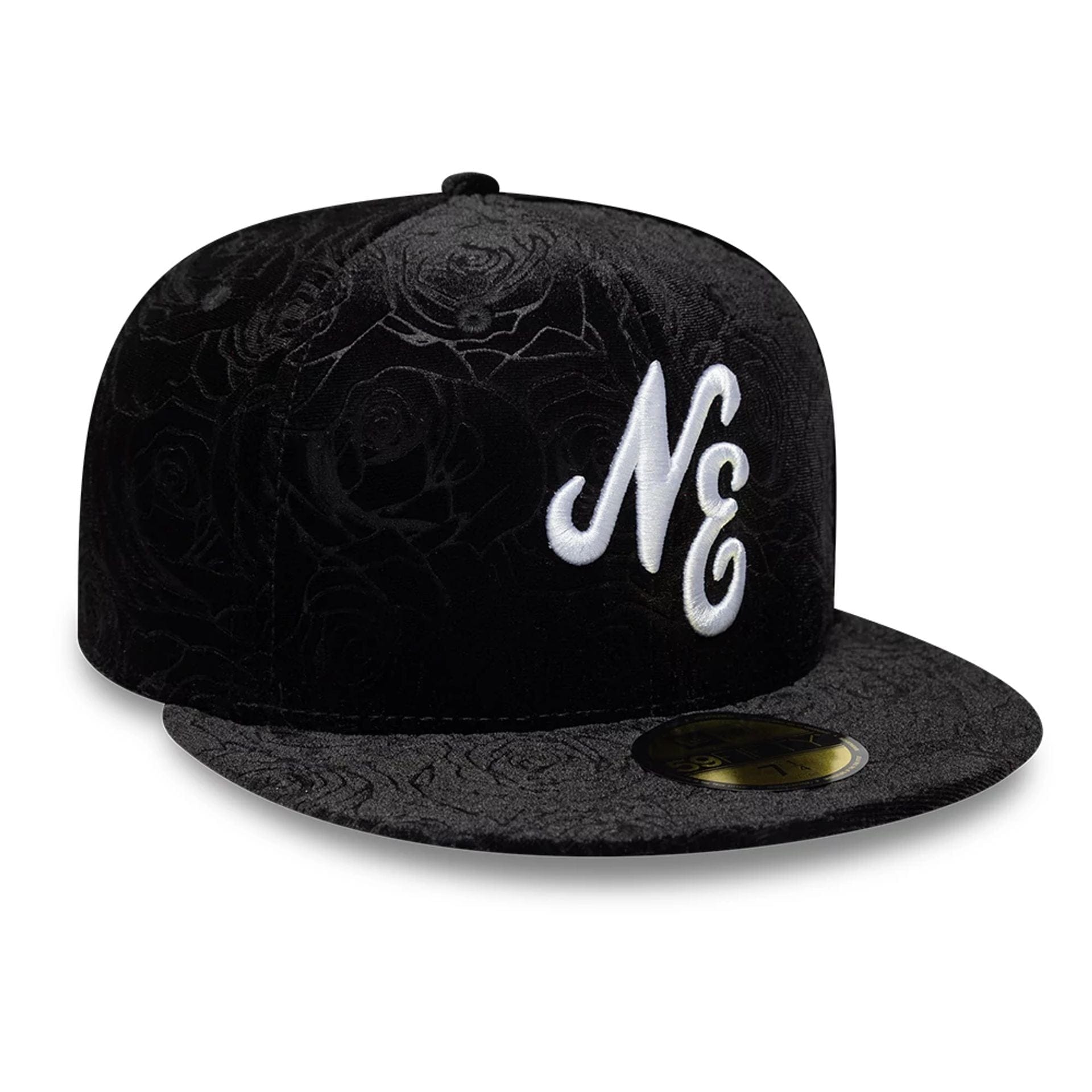 Pictured is this New Era Floral Velour 59FIFTY Fitted cap in black. 3