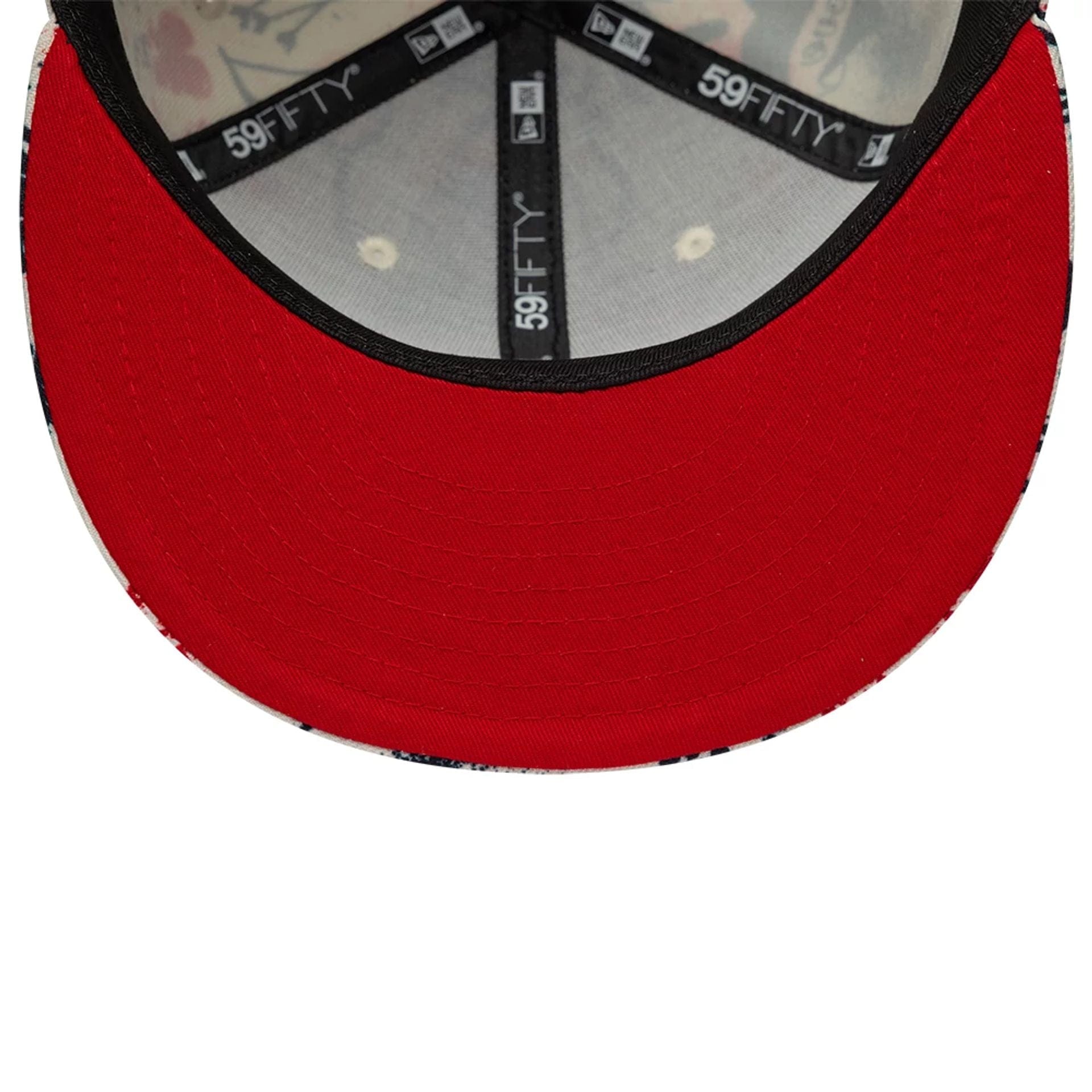 Pictured is this New Era Valentines 59FIFTY Fitted cap in light beige. 2