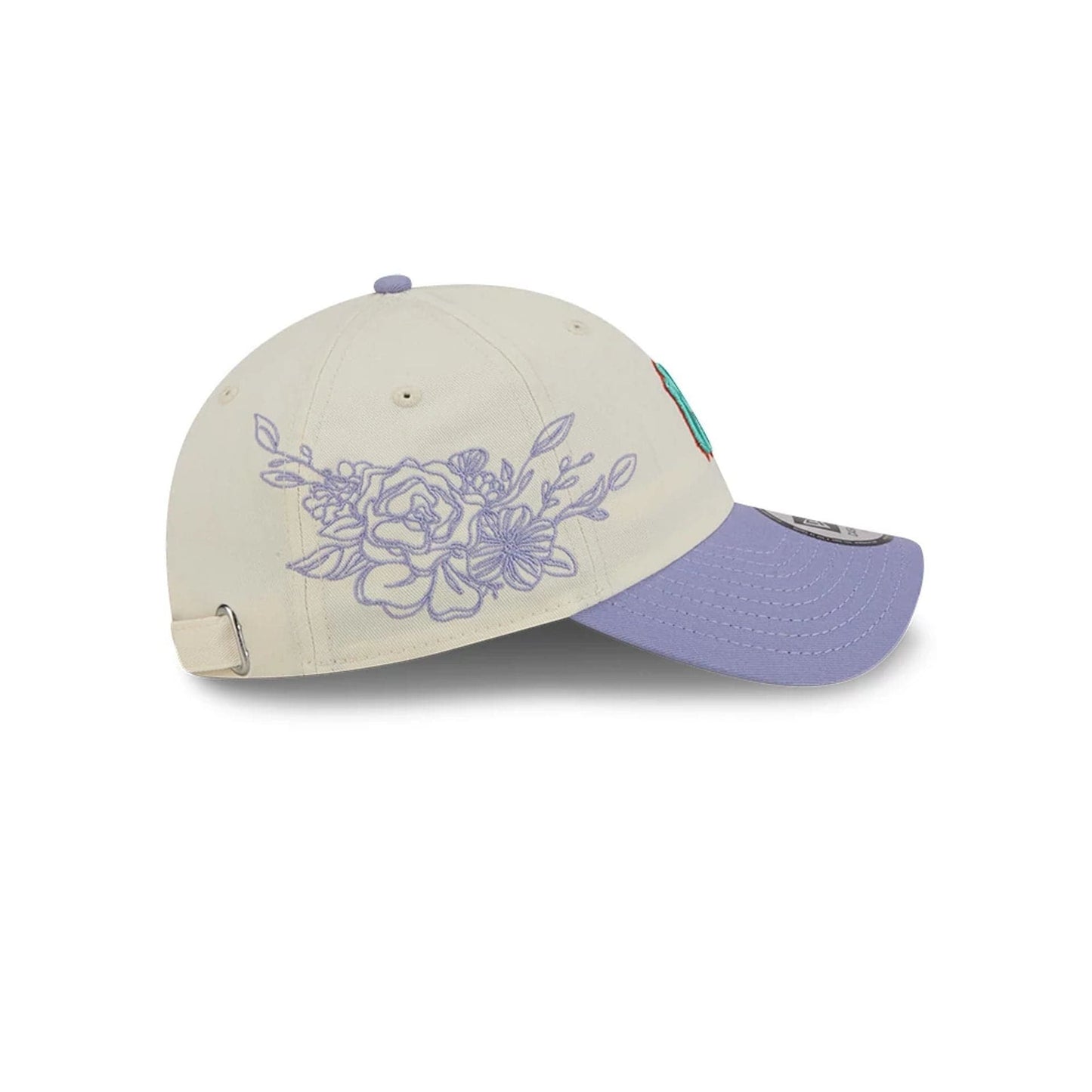 Pictured is this MLB Lavender Flowers New York Yankees Casual Classic cap in white. 5