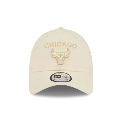 Pictured is this NBA Team Logo Chicago Bulls Casual Classic cap in beige. 3