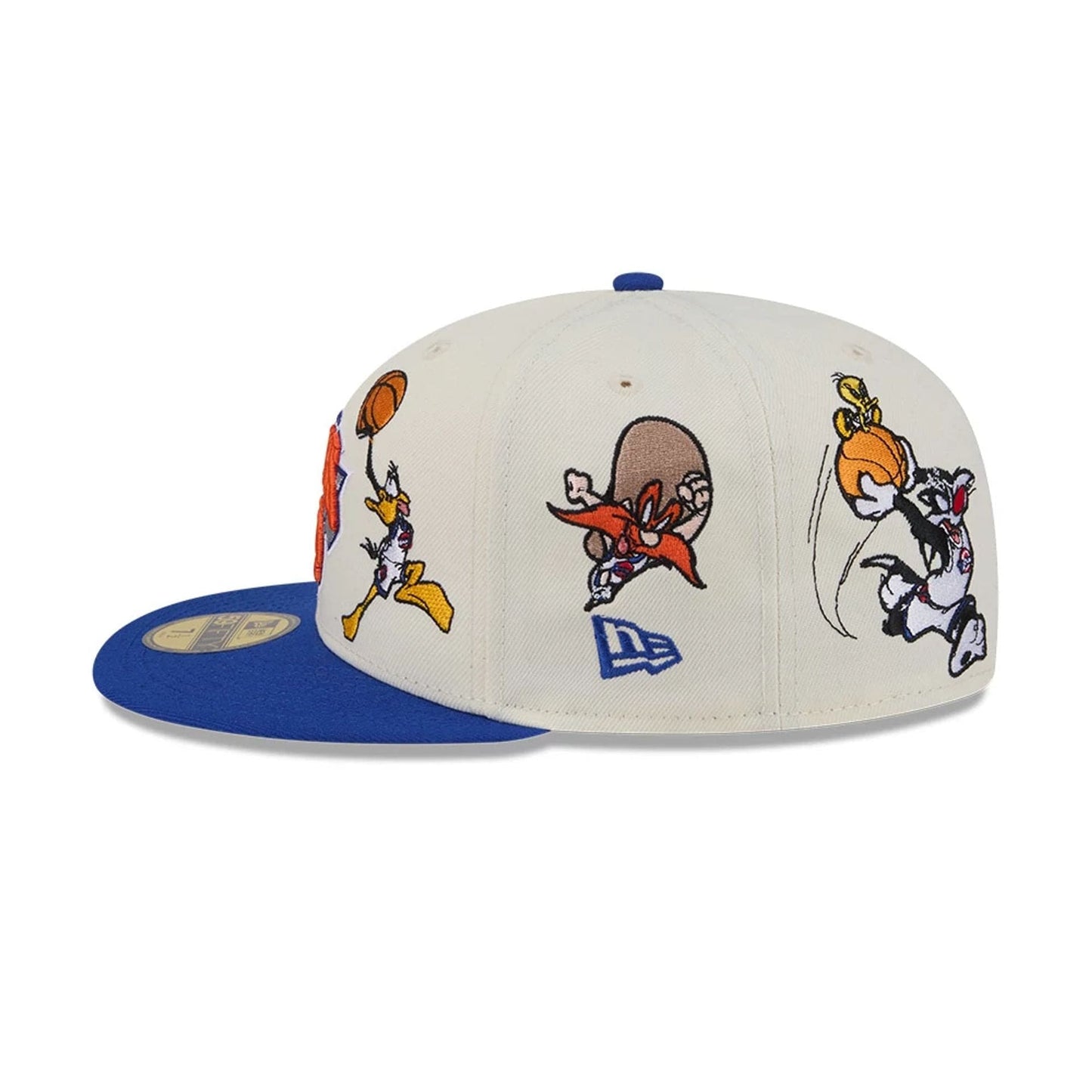 Pictured is this Space Jam Tune Squad New York Knicks 59FIFTY Fitted cap in White. 6