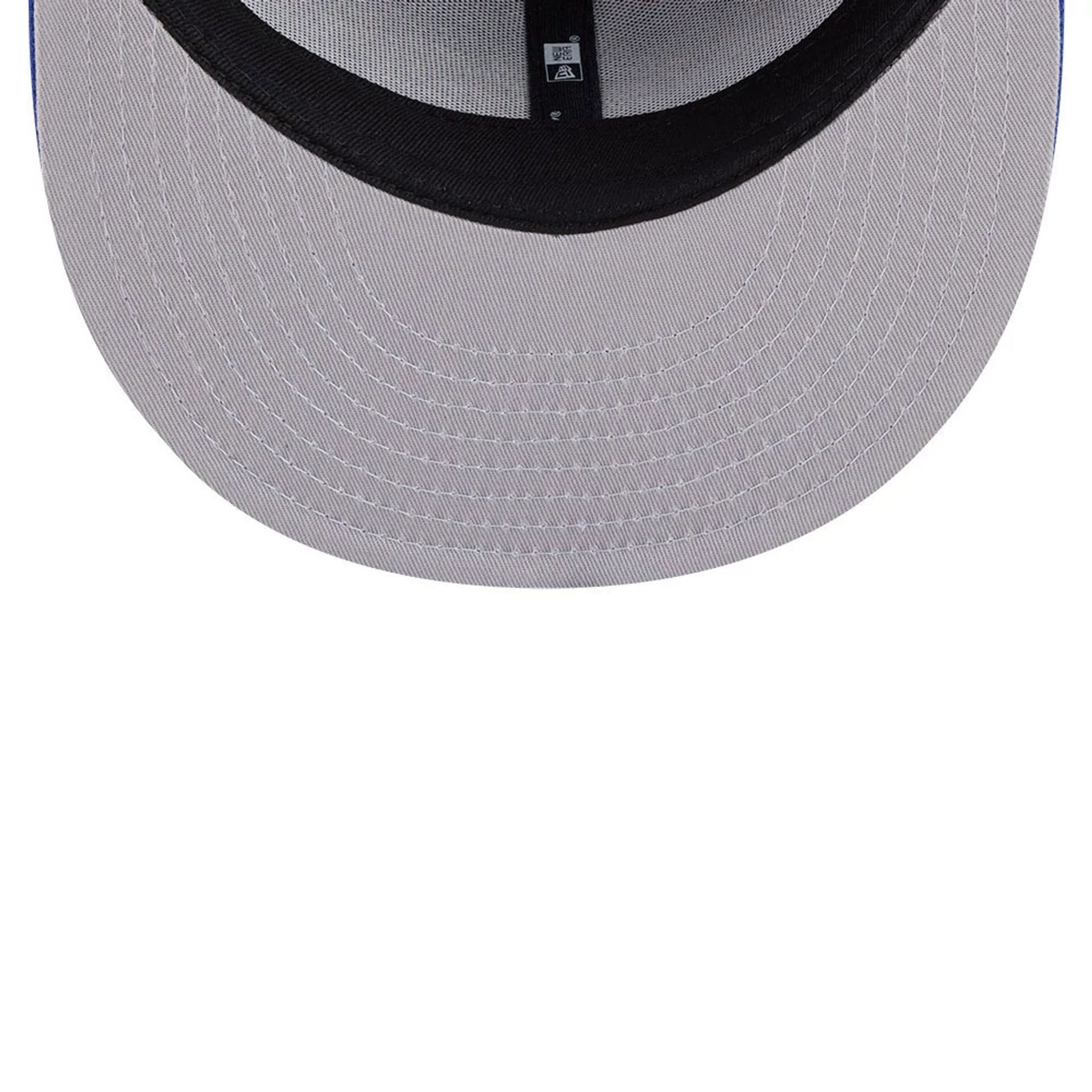 Pictured is this Space Jam Monstars New York Knicks 59FIFTY Fitted cap in black. 2
