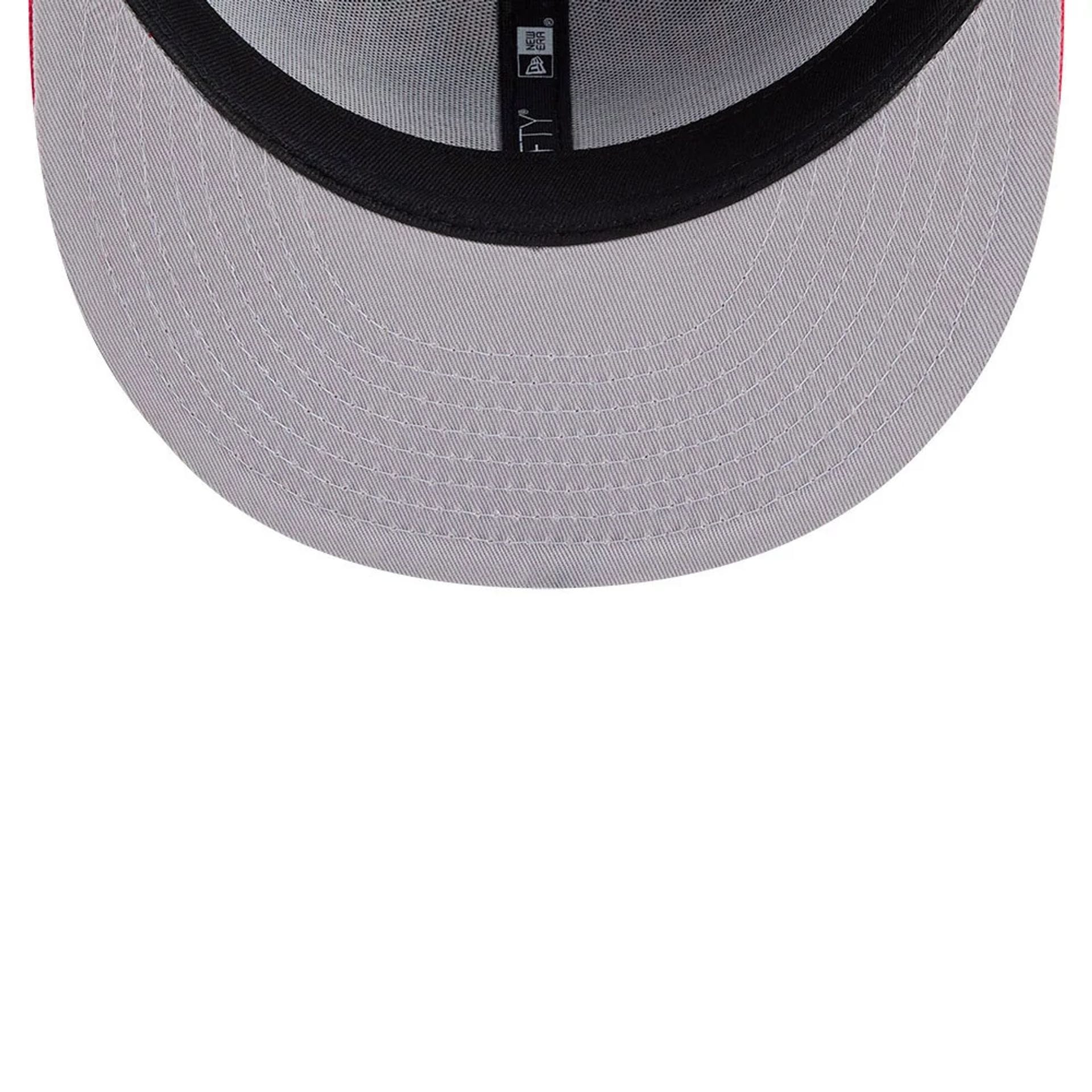 Pictured is this Space Jam Monstars Chicago Bulls 59FIFTY Fitted cap in Black. 2