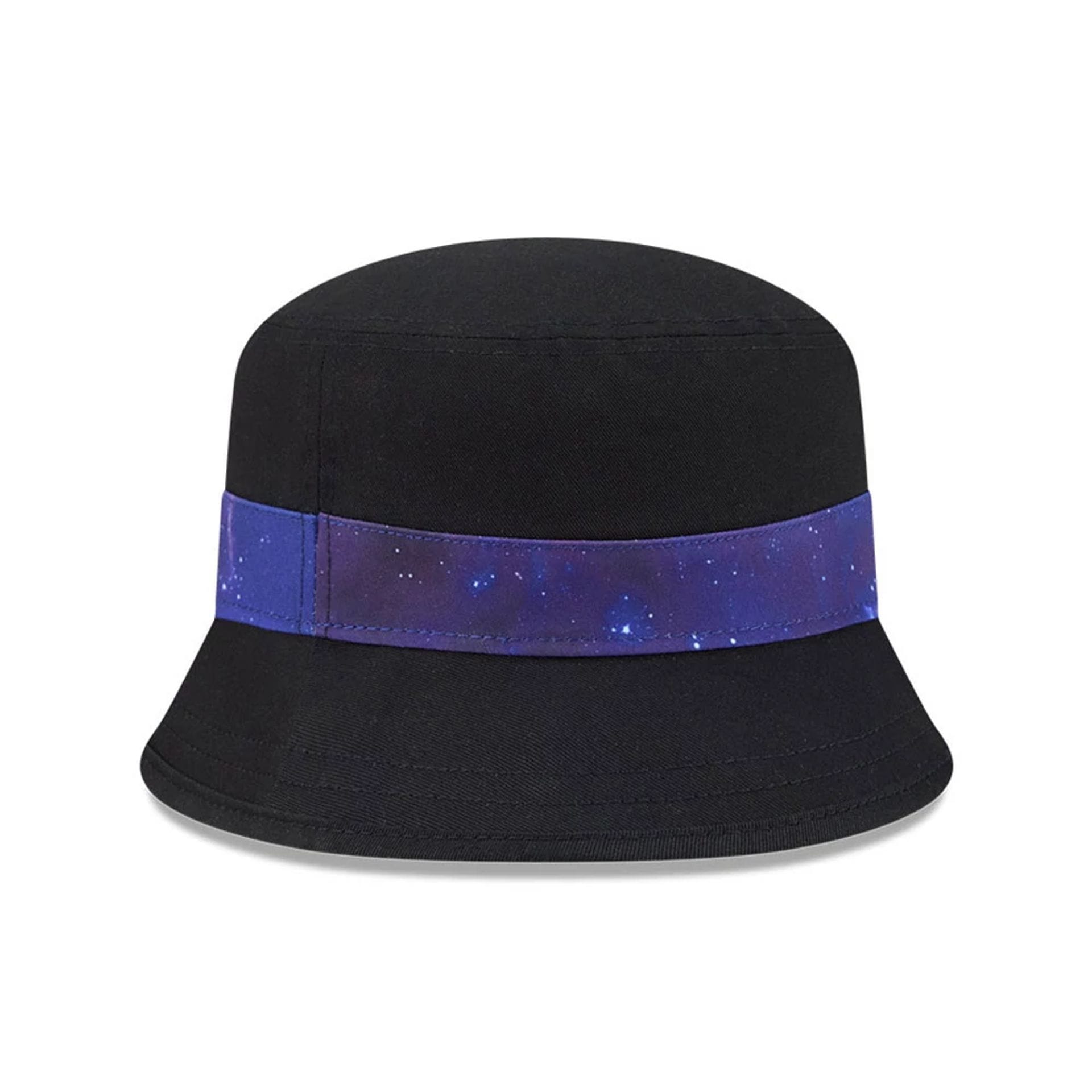 Pictured is this Space Jam Bugs Bunny Bucket hat in black. 3