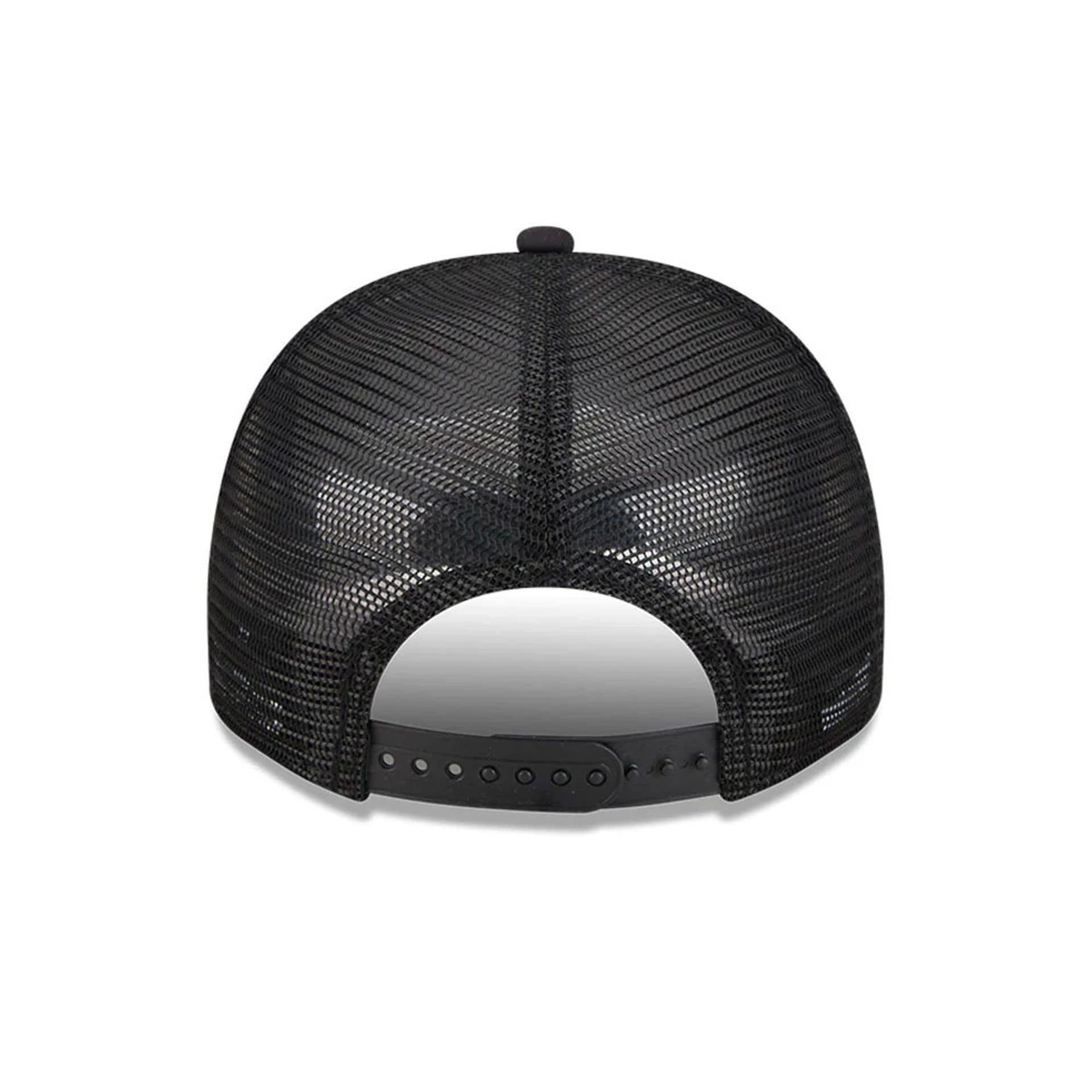 Pictured is this Womens DC Wonder Woman 9FIFTY A-Frame Snapback cap in black. 7