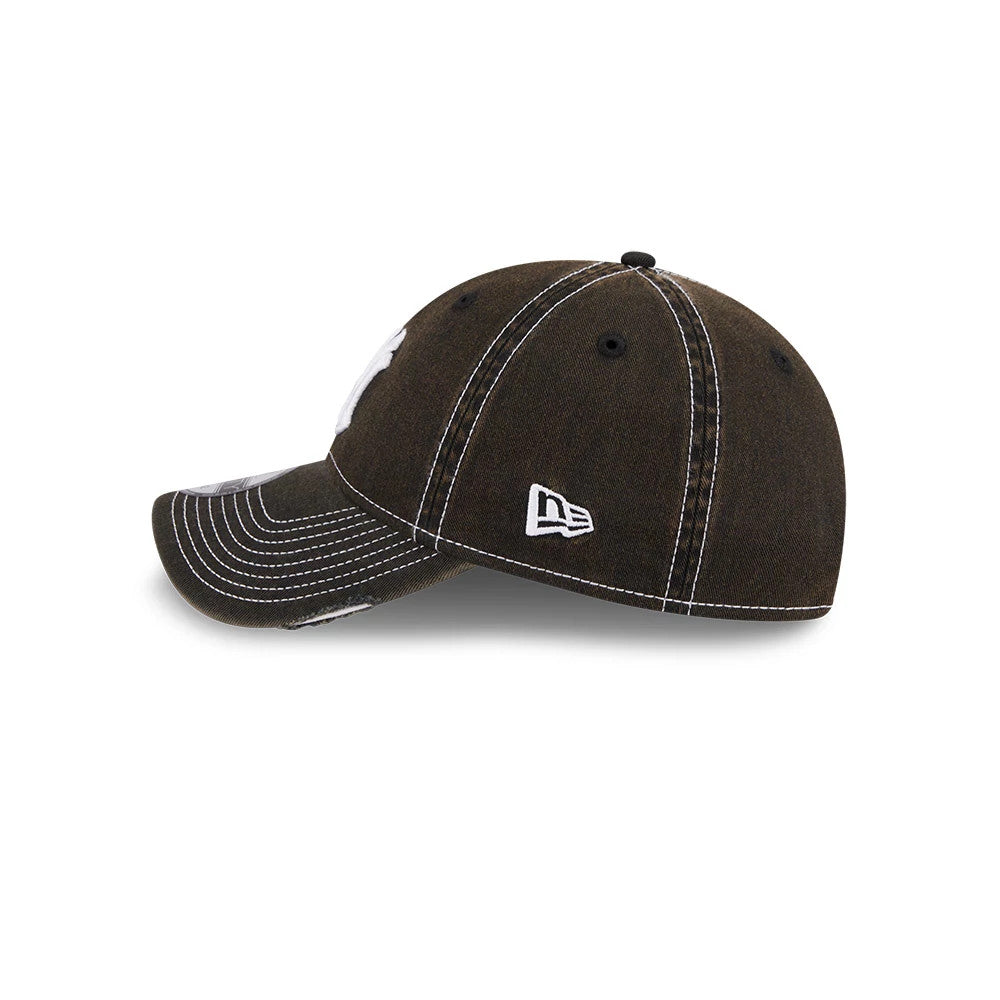 Pictured is this MLB Stencil Distressed New York Yankees 9TWENTY cap in black. 4