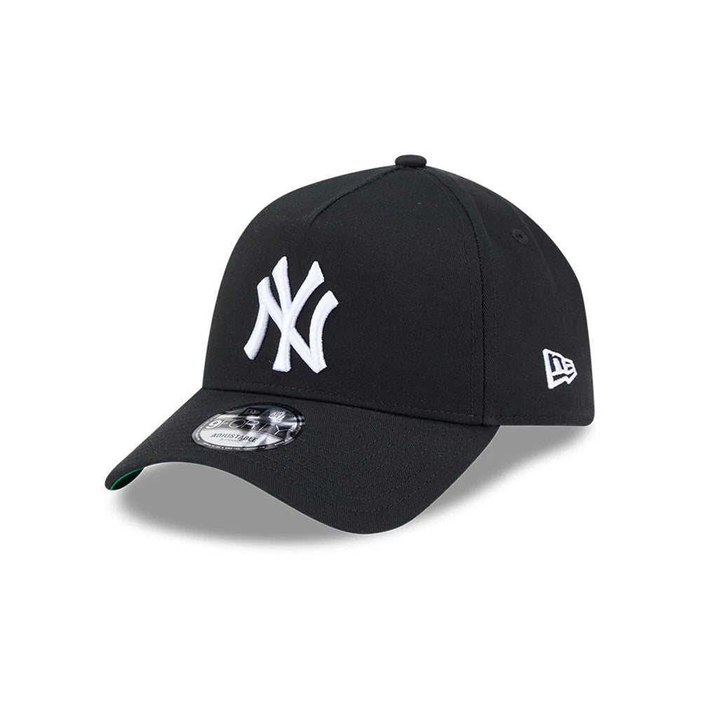 Pictured is this MLB Cooperstown Anniversary New York Yankees 9FORTY A-Frame cap in black. 4