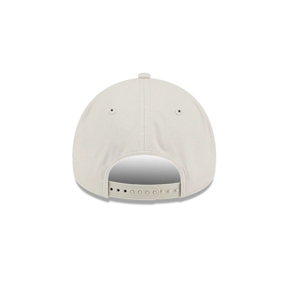 Pictured is this MLB Concrete New York Yankees 9FORTY A-Frame cap in Stone. 7