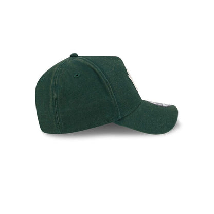 Pictured is this MLB Washed Canvas New York Yankees 9FORTY A-Frame cap in dark green. 5