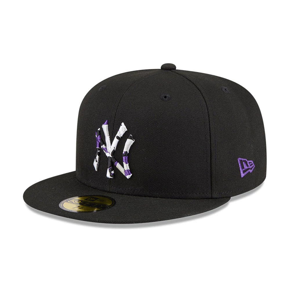 Pictured is this MLB Camo Infill New York Yankees 59FIFTY Fitted cap in black. 8