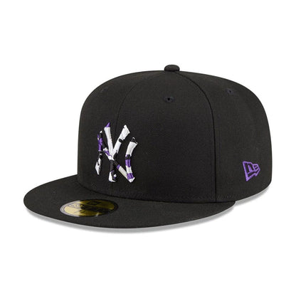Pictured is this MLB Camo Infill New York Yankees 59FIFTY Fitted cap in black. 4