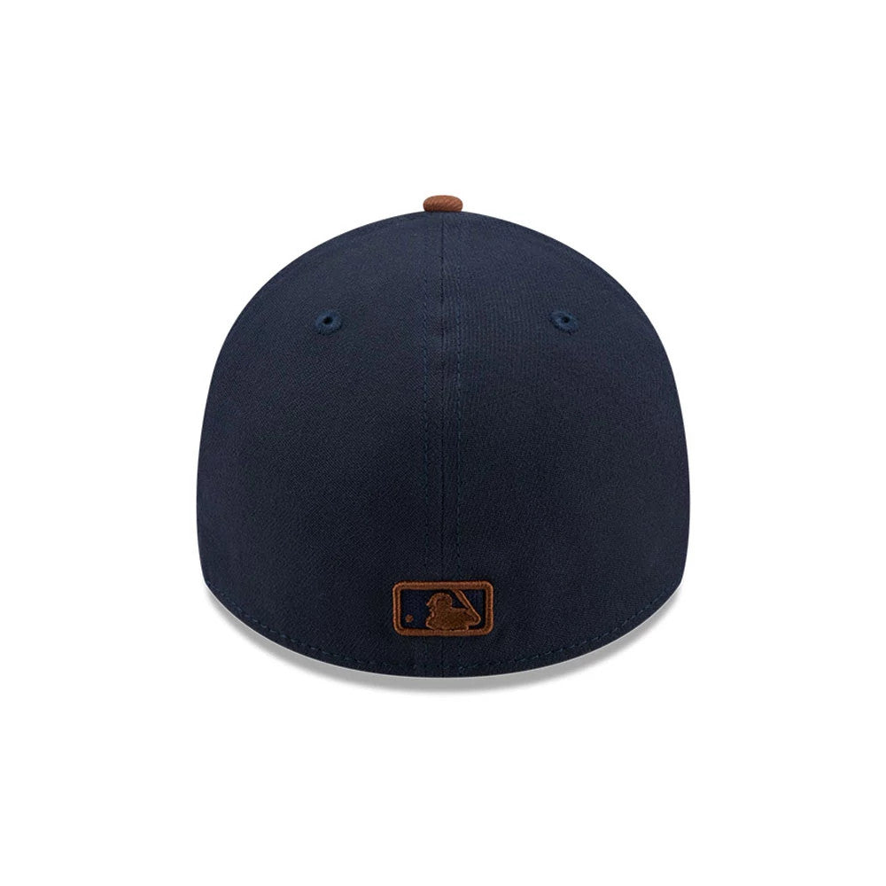 Pictured is this MLB Blueberry Tiramisu LA Dodgers 39THIRTY A-Frame Stretch Fit cap in navy. 7