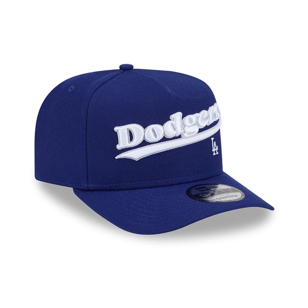 Pictured is this MLB Cooperstown Pennant Script LA Dodgers 9FIFTY A-Frame Snapback cap in dark blue. 4