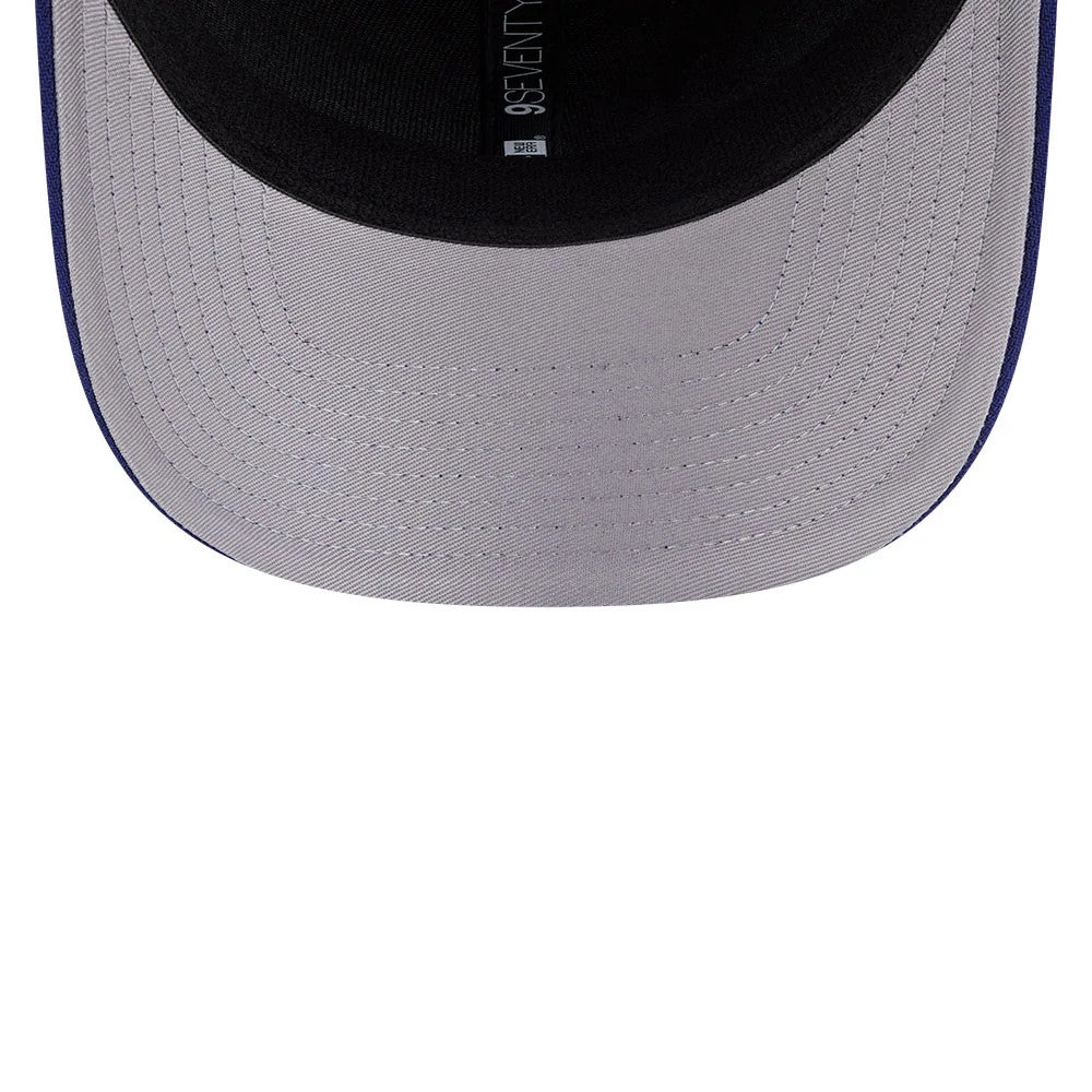 Pictured is this MLB LA Dodgers 9SEVENTY Stretch Snap cap in dark blue. 8