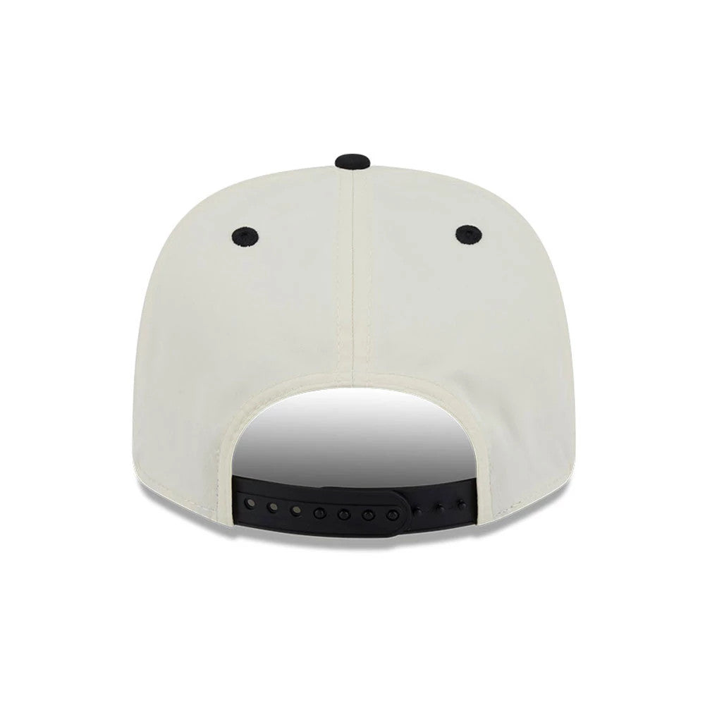 Pictured is this New Era Linear Logo 9SEVENTY Stretch Snap cap in white. 7