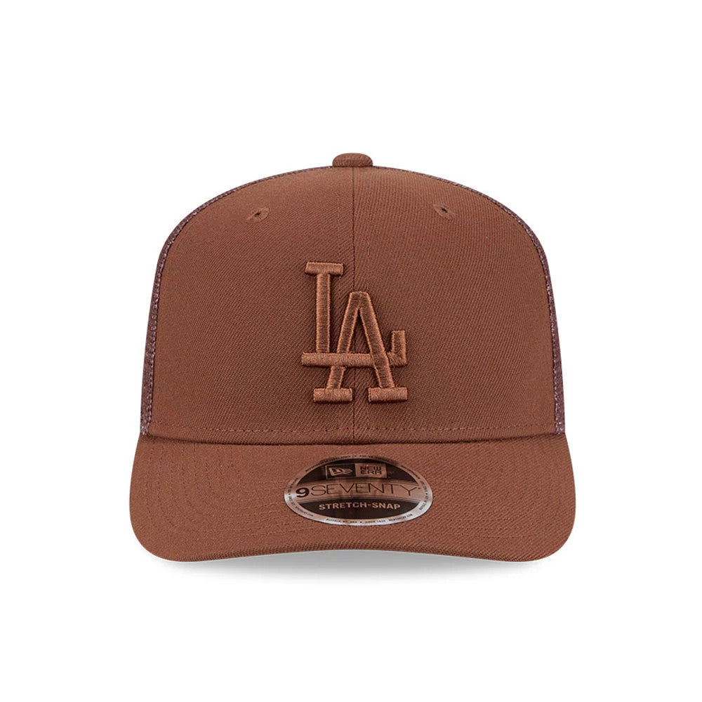 Pictured is this MLB Tiramisu LA Dodgers 9SEVENTY Stretch Snap cap in dark brown. 3