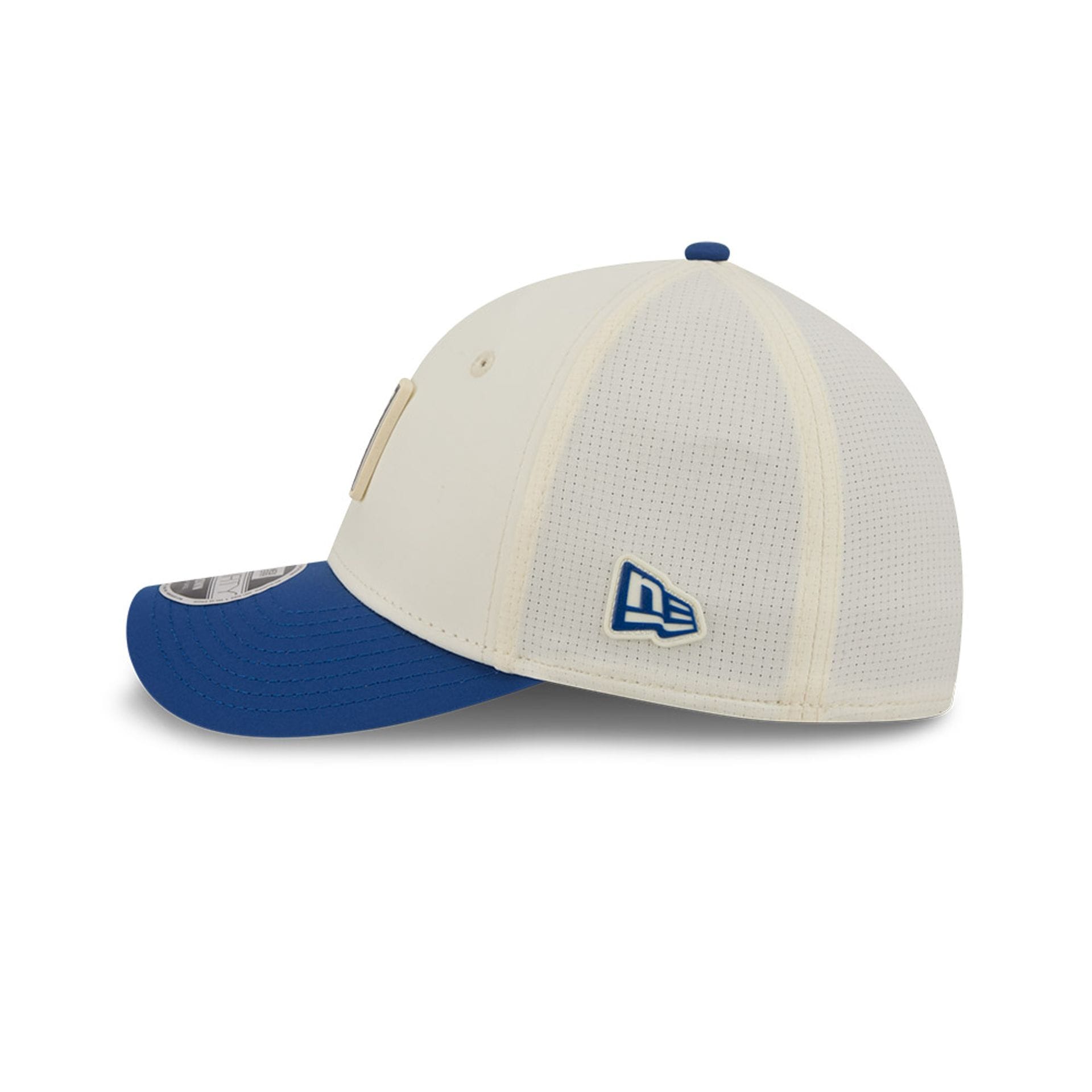 Pictured is this NFL Training 2026 Indianapolis Colts 39THIRTY M-Crown Stretch Fit cap in white. 5