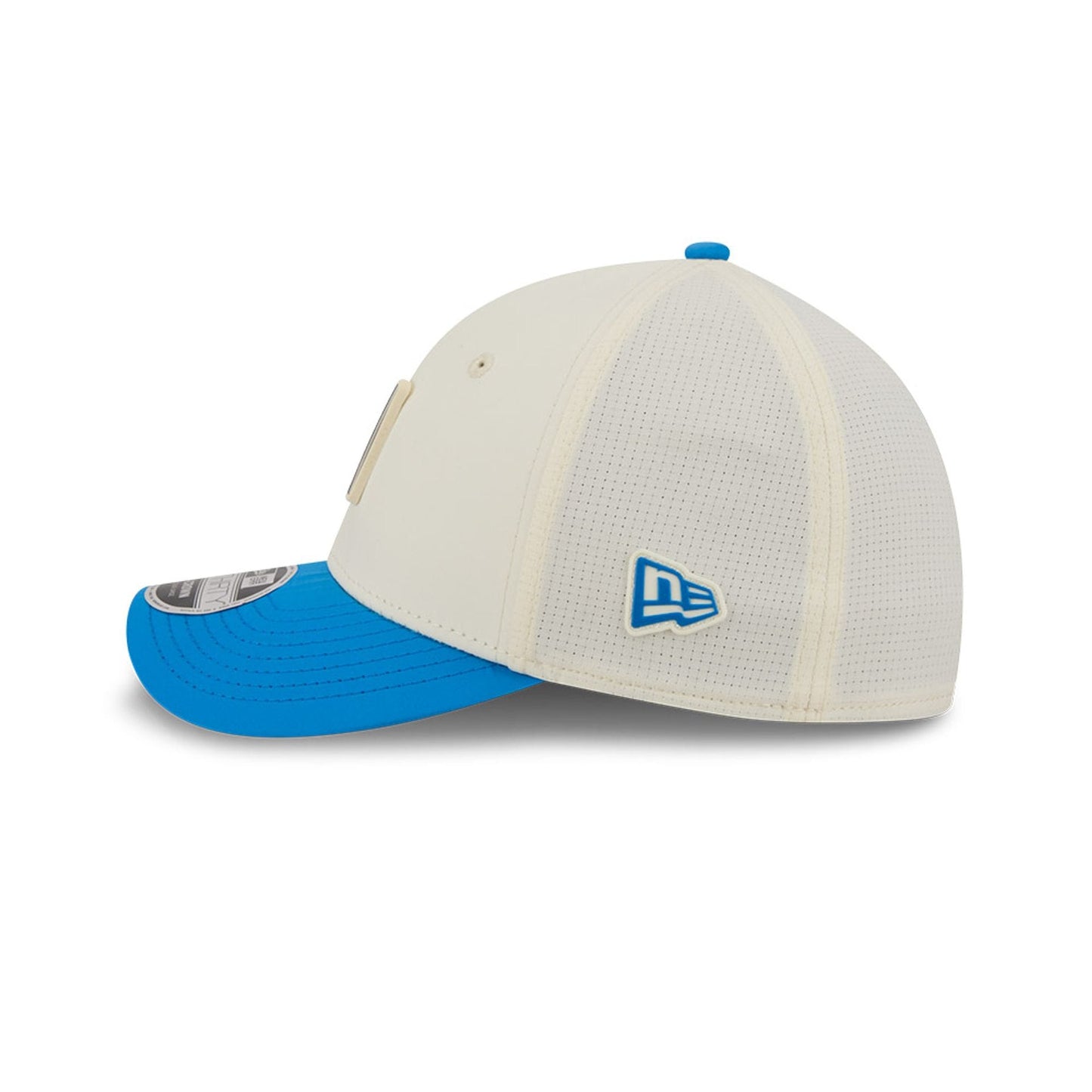 Pictured is this NFL Training 2026 Detroit Lions 39THIRTY M-Crown Stretch Fit cap in white. 6