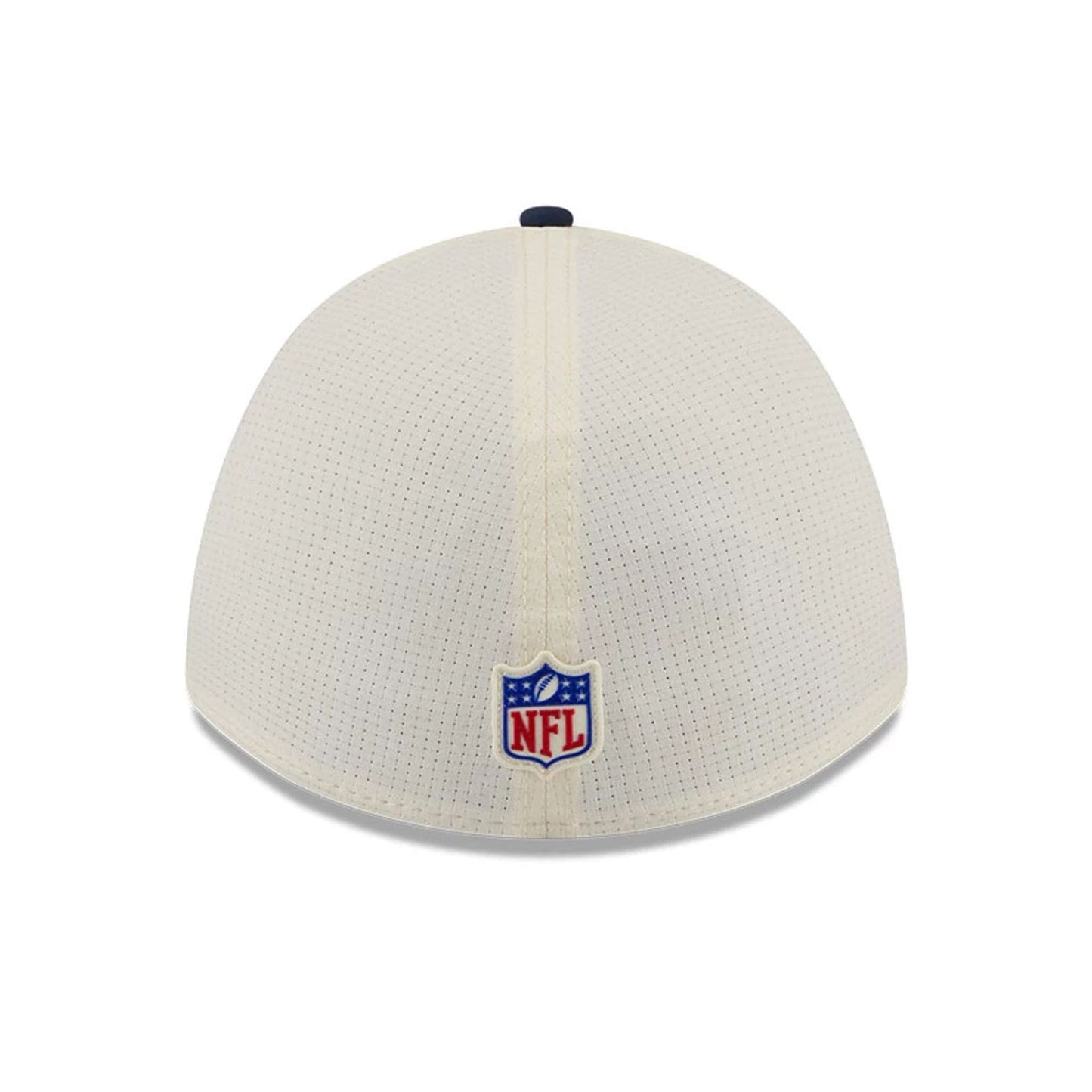 Pictured is this NFL Training 2026 Dallas Cowboys 39THIRTY M-Crown Stretch Fit cap in white. 6
