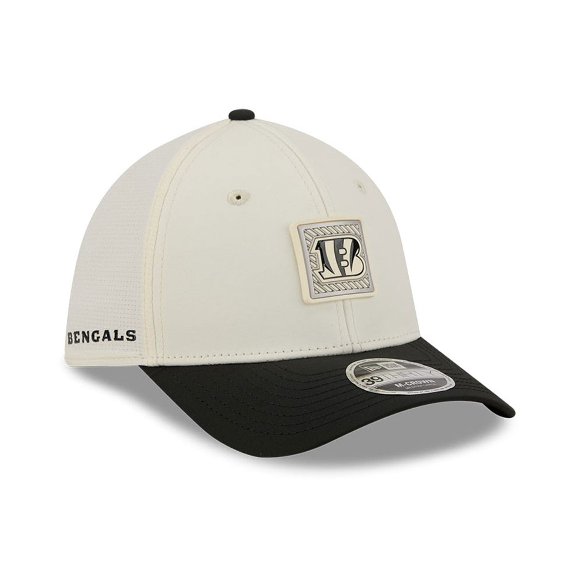 Pictured is this NFL Training 2026 Cincinnati Bengals 39THIRTY M-Crown Stretch Fit cap in white. 1