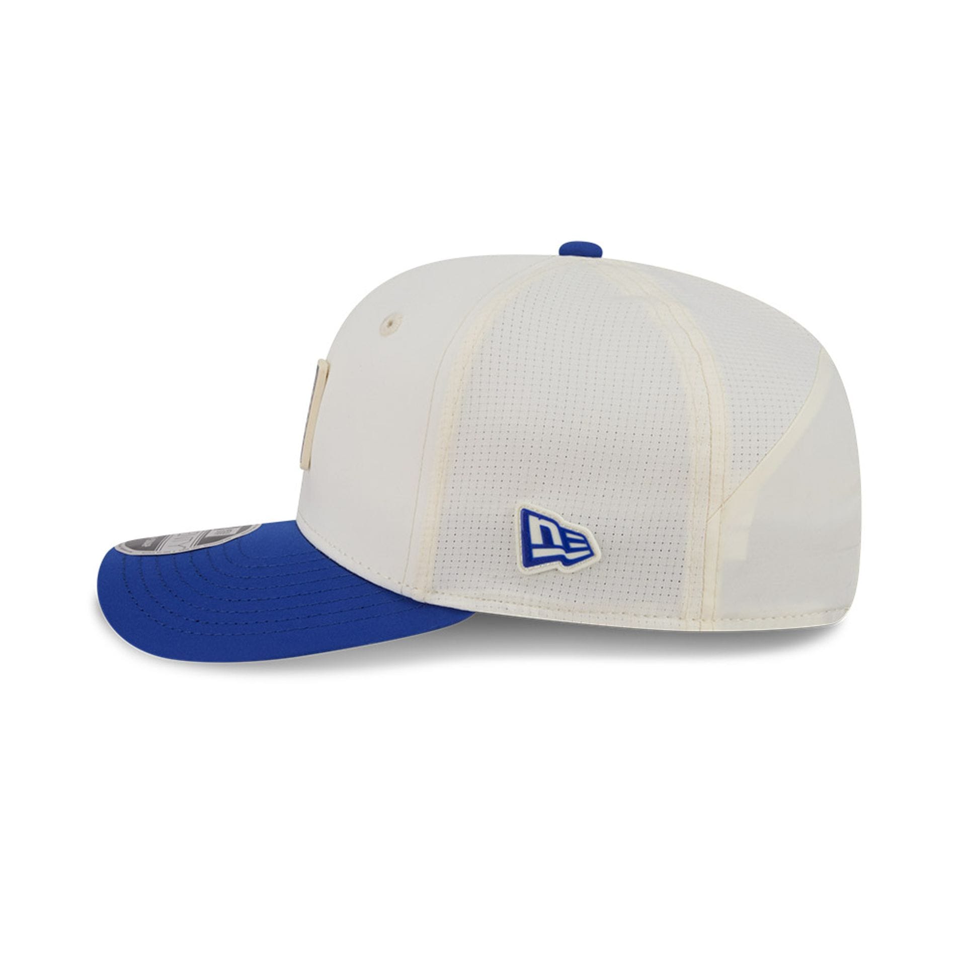 Pictured is this NFL Training 2026 New York Giants 9SEVENTY Stretch Snap cap in white. 5