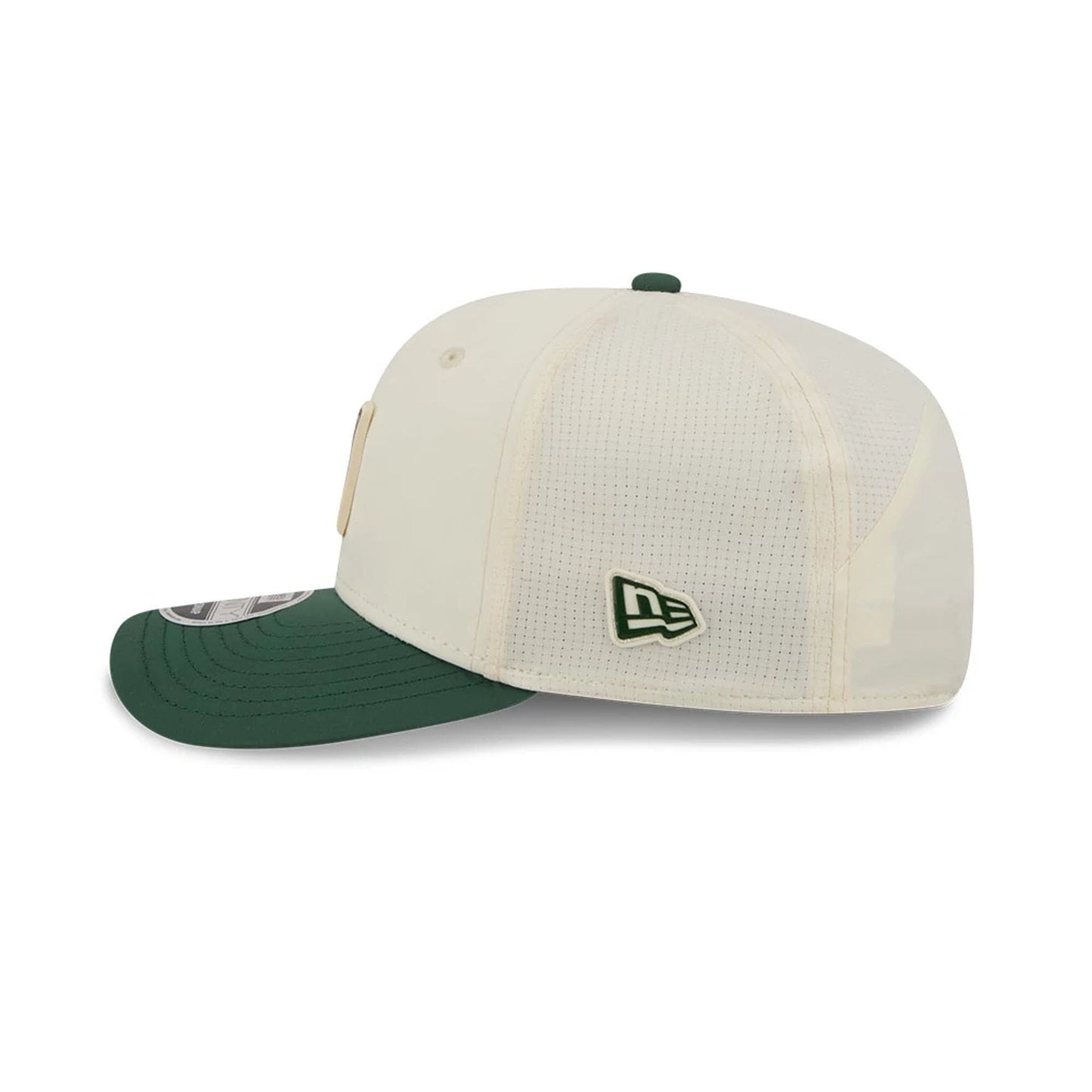 Pictured is this NFL Training 2026 Green Bay Packers 9SEVENTY Stretch Snap cap in white. 5