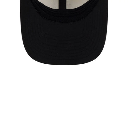 Pictured is this NFL Training 2026 Pittsburgh Steelers 39THIRTY M-Crown Stretch Fit cap in white. 7