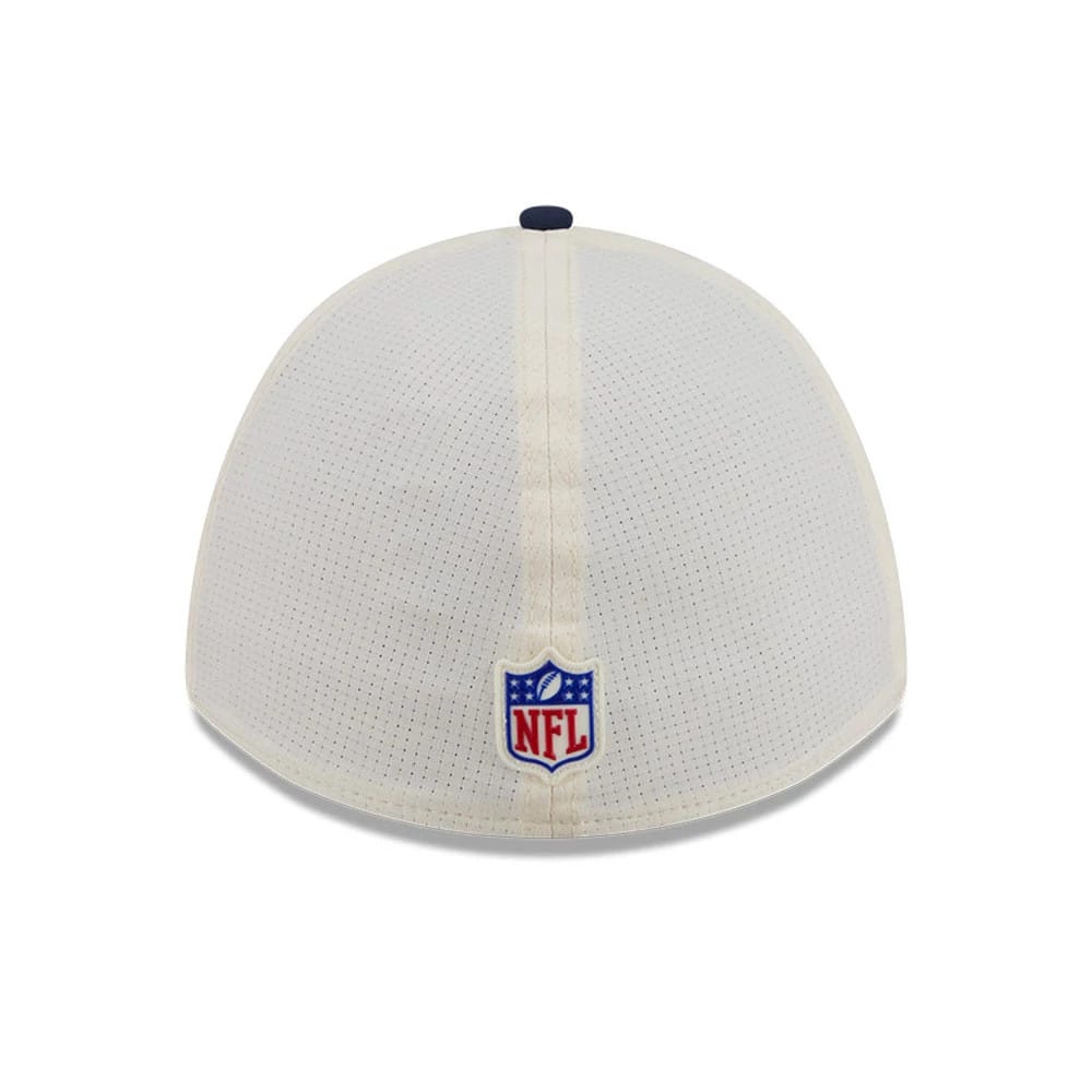 Pictured is this NFL Training 2026 New England Patriots 39THIRTY M-Crown Stretch Fit cap in white. 6