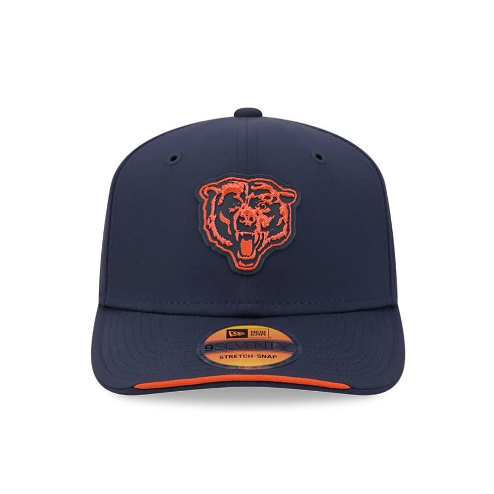Pictured is this NFL Sideline 2026 Chicago Bears 9SEVENTY Stretch Snap cap in Navy. 2