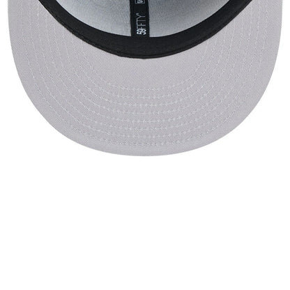 Pictured is this MLB Heritage Chicago White Sox 59FIFTY Fitted cap in black. 2