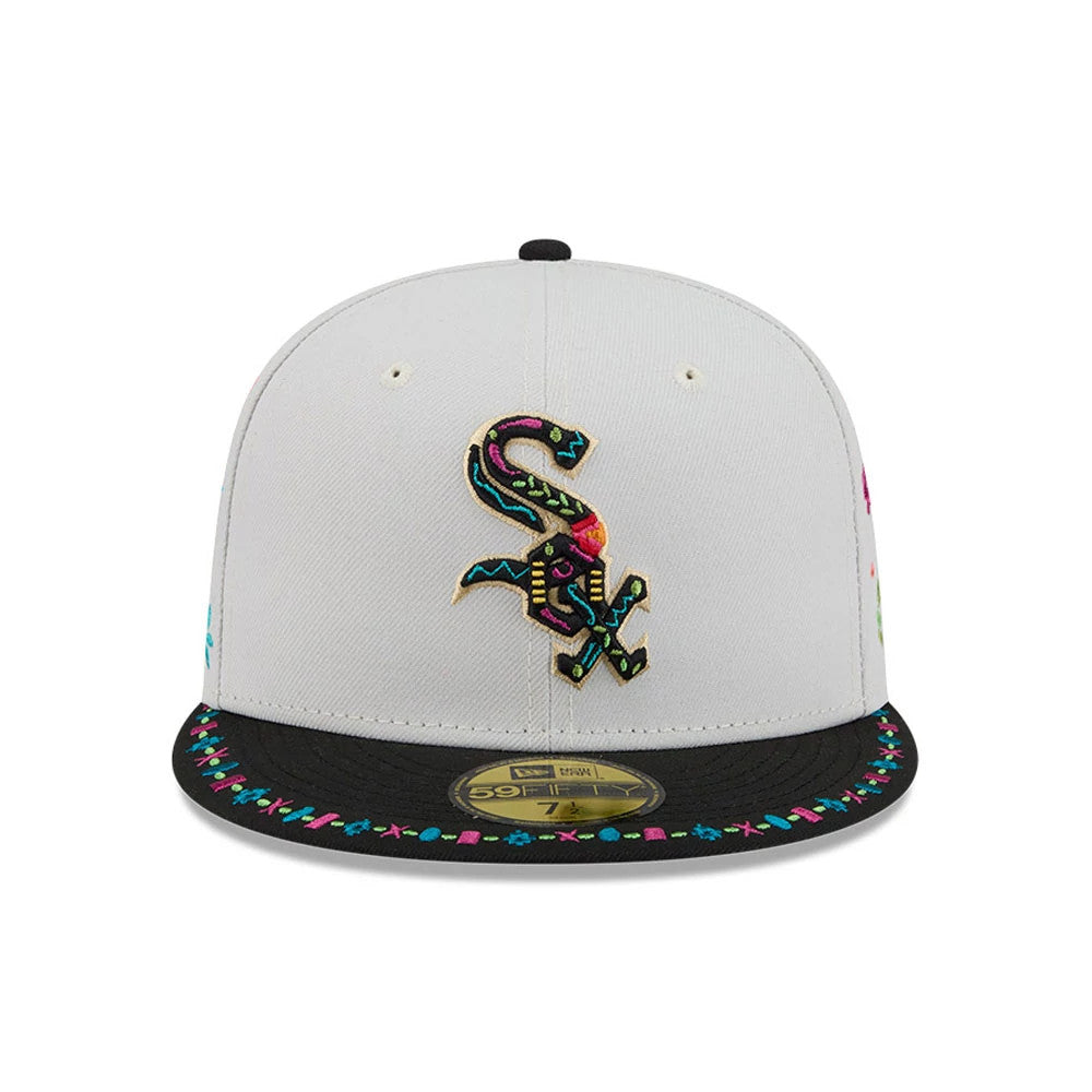 Pictured is this MLB Heritage Chicago White Sox 59FIFTY Fitted cap in light beige. 4