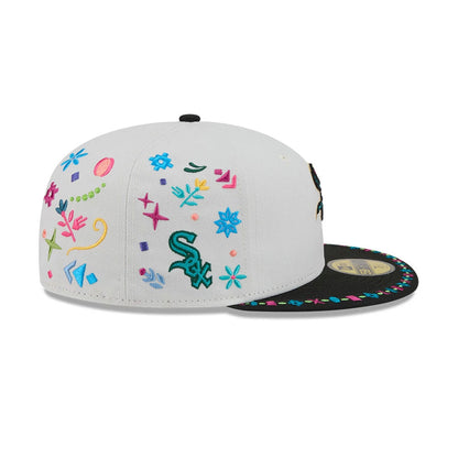 Pictured is this MLB Heritage Chicago White Sox 59FIFTY Fitted cap in light beige. 6